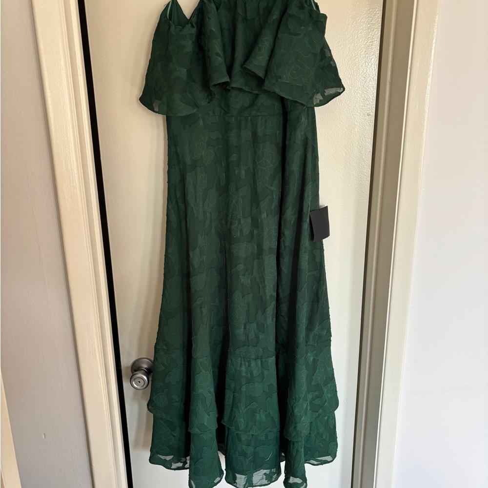Elegant Green Strapless Dress